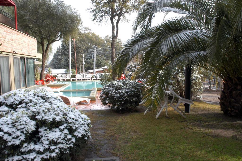 Hotel Costa Azul Cassaffousth Exteriör bild
