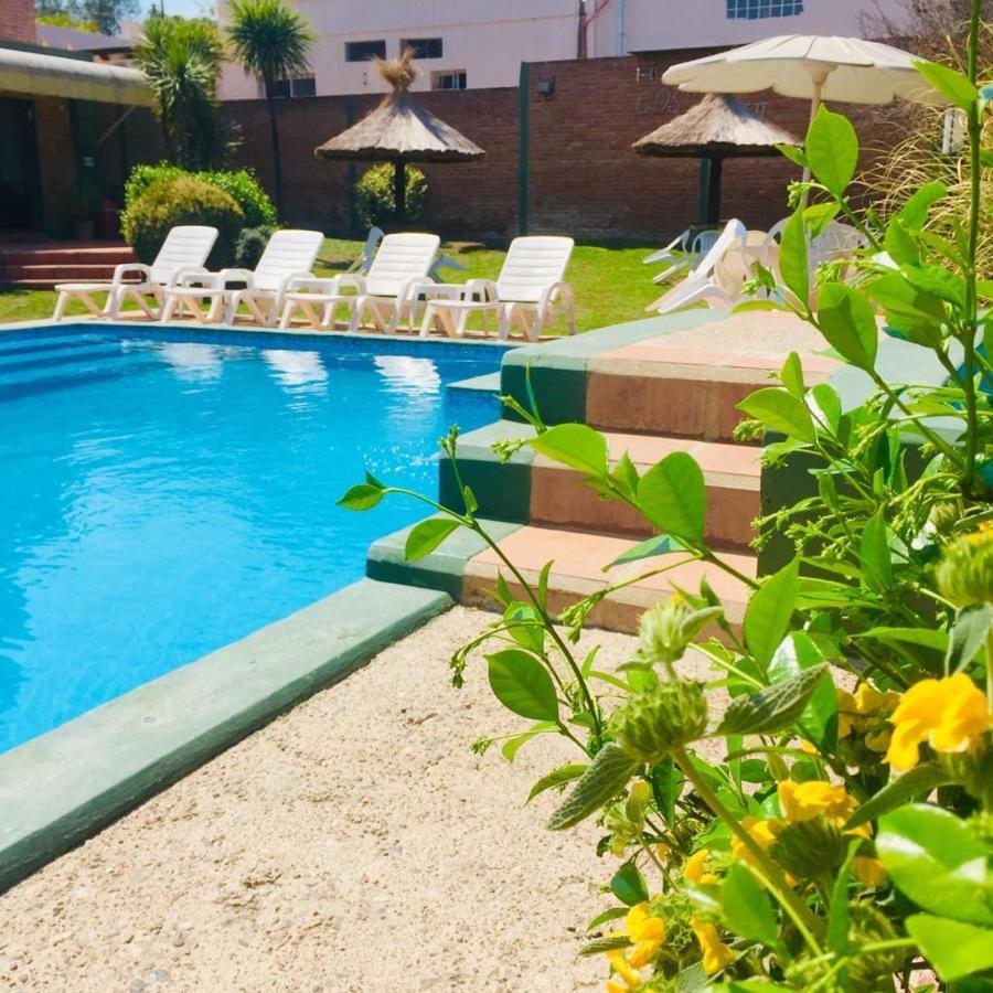 Hotel Costa Azul Cassaffousth Exteriör bild